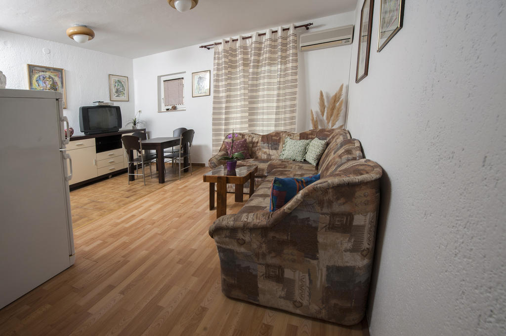 Apartment Vidakovic *